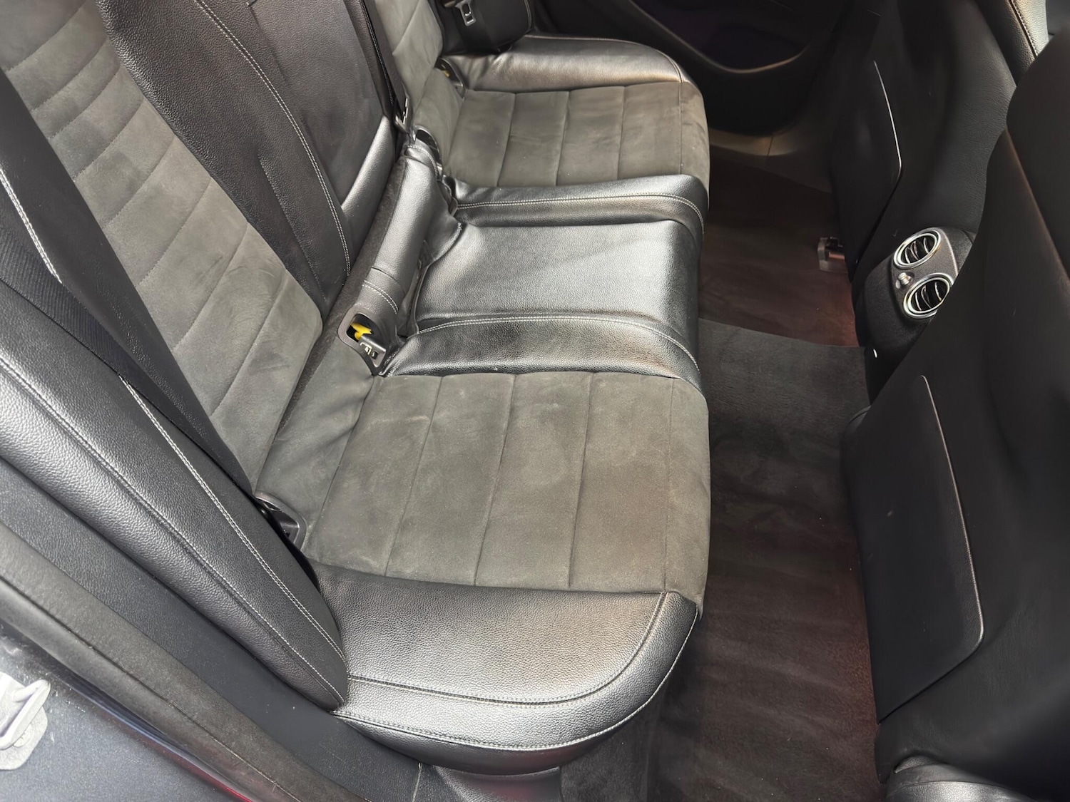 Used Mercedes-Benz E Class for sale - 77957651: Photo 16