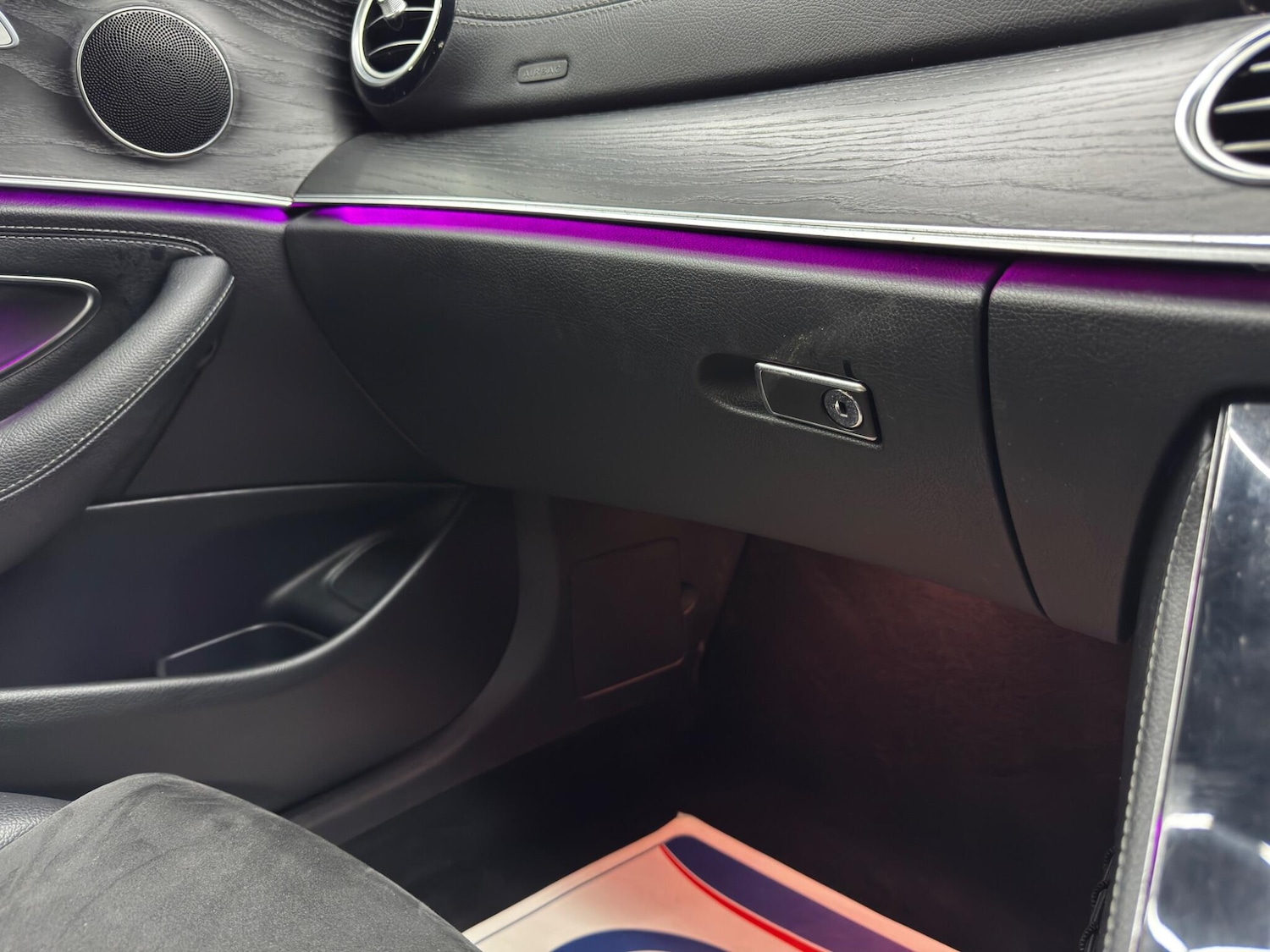 Used Mercedes-Benz E Class for sale - 77957651: Photo 32