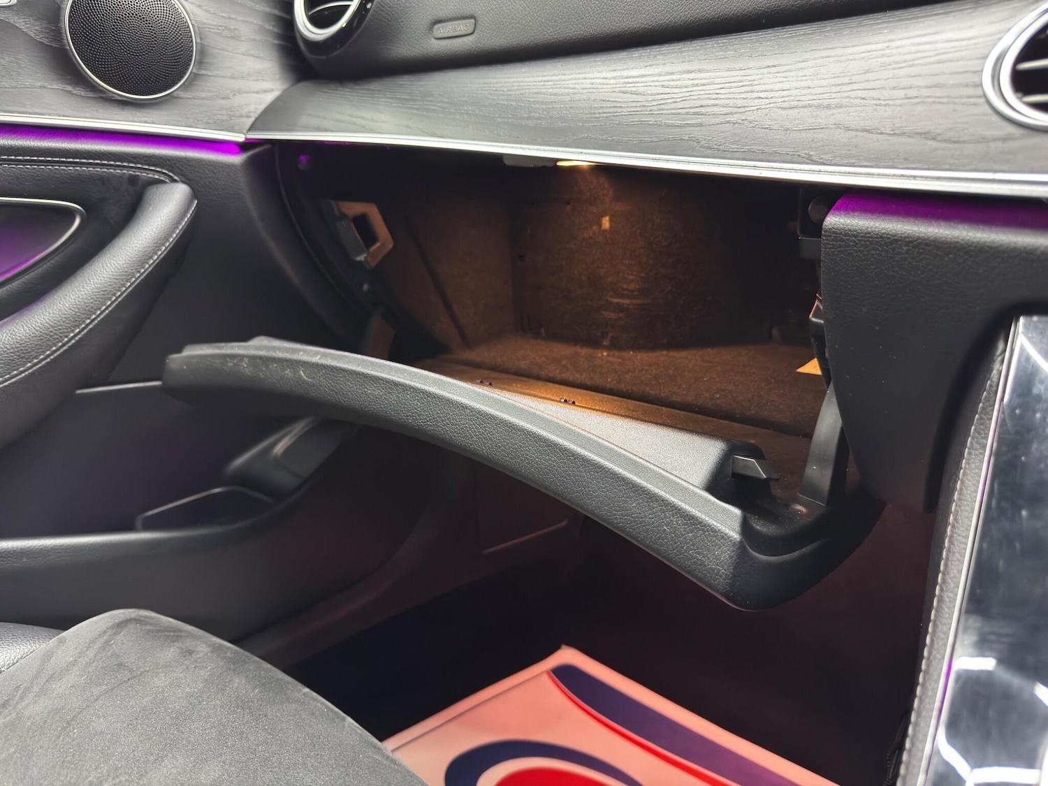 Used Mercedes-Benz E Class for sale - 77957651: Photo 33