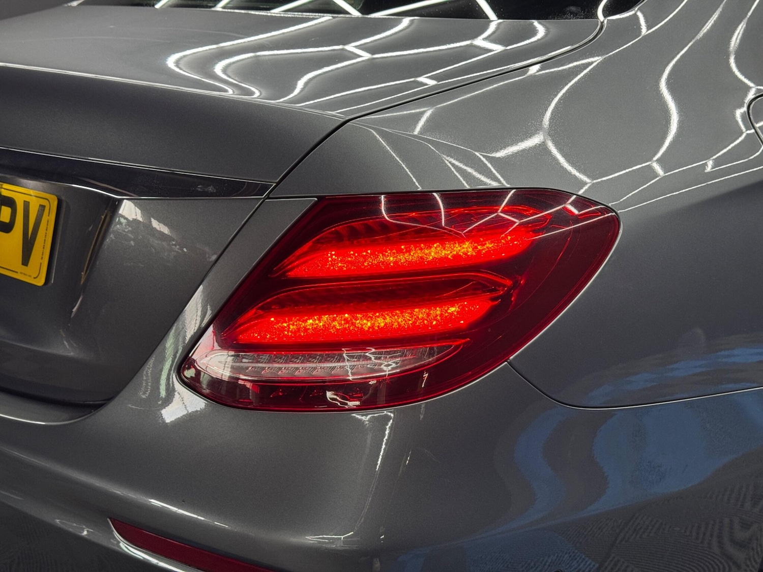 Used Mercedes-Benz E Class for sale - 77957651: Photo 41