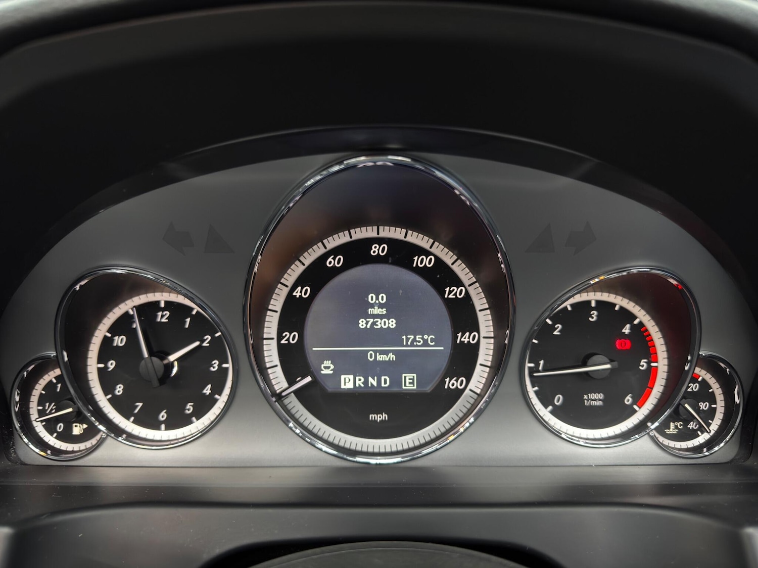 Used Mercedes-Benz E Class 2011 for sale - 78034198: Photo 22