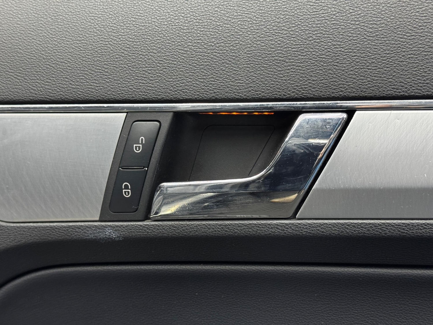 Used Mercedes-Benz E Class 2011 for sale - 78034198: Photo 40