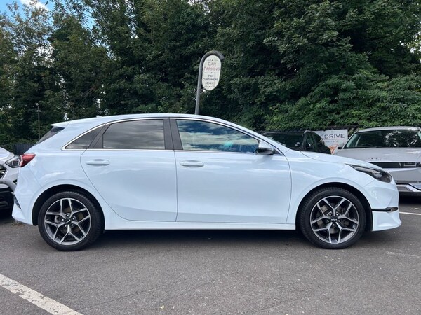 Used Kia Ceed 2022 for sale - 75559861: Photo 2
