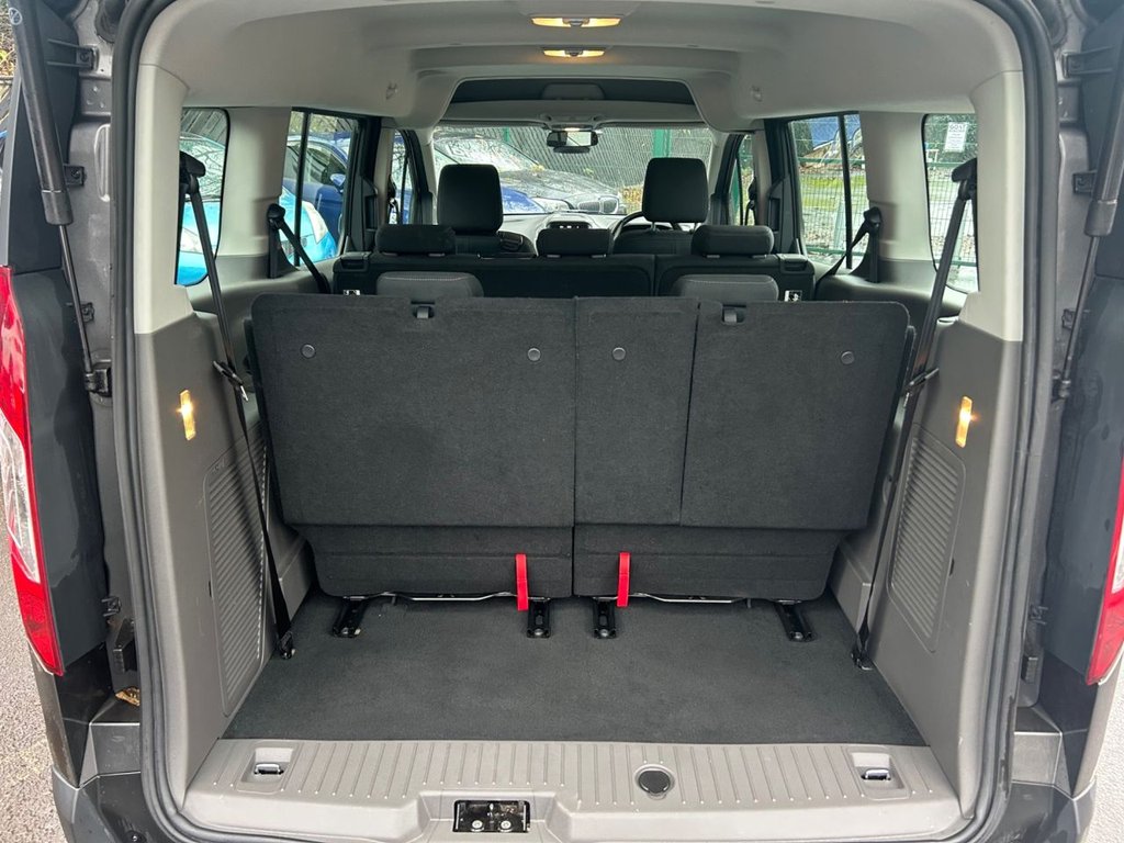 Used Ford Grand Tourneo Connect 2018 for sale - 76883766: Photo 17