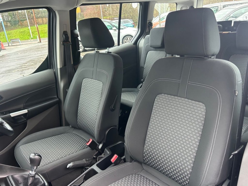 Used Ford Grand Tourneo Connect 2018 for sale - 76883766: Photo 21