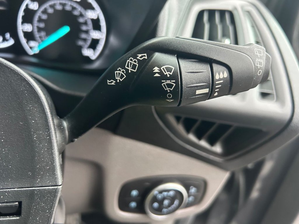 Used Ford Grand Tourneo Connect 2018 for sale - 76883766: Photo 37