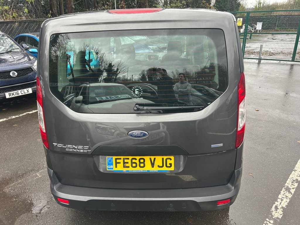 Used Ford Grand Tourneo Connect 2018 for sale - 76883766: Photo 5