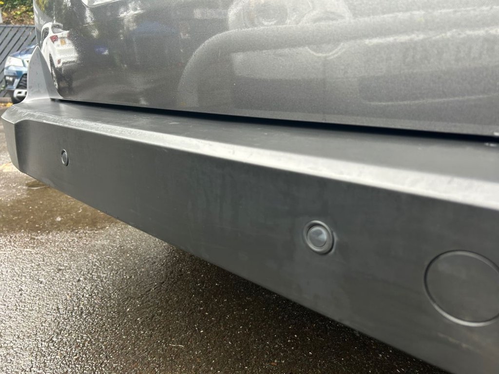 Used Ford Grand Tourneo Connect 2018 for sale - 76883766: Photo 6