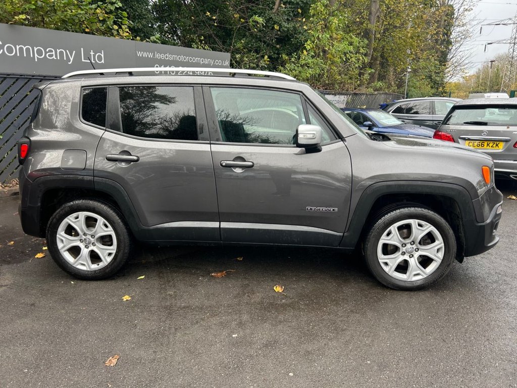 Used Jeep Renegade 2017 for sale - 76617219: Photo 2
