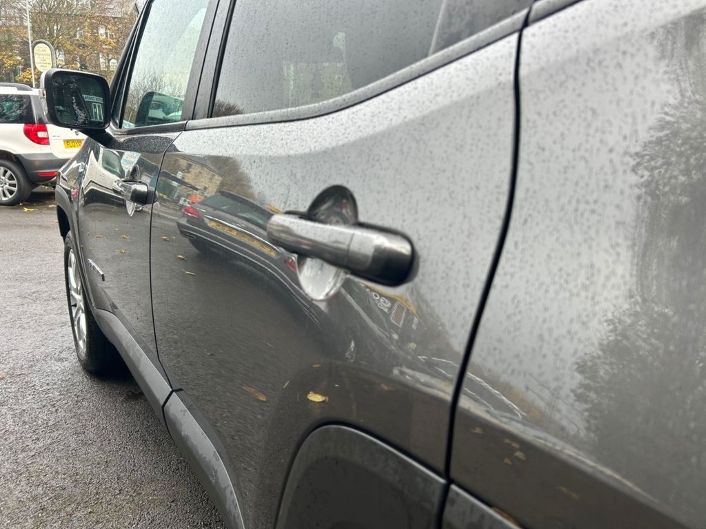 Used Jeep Renegade 2017 for sale - 76617219: Photo 8