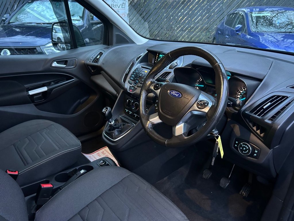 Used Ford Grand Tourneo Connect 2018 for sale - 76841656: Photo 28