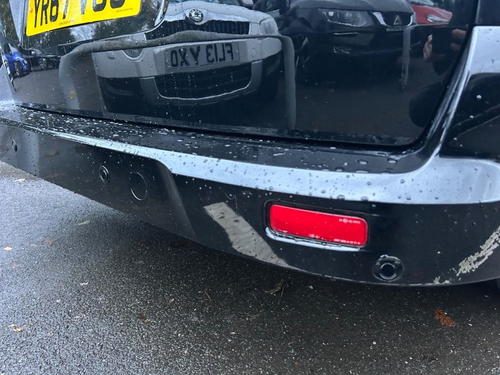 Used Ford Grand Tourneo Connect 2018 for sale - 76841656: Photo 6