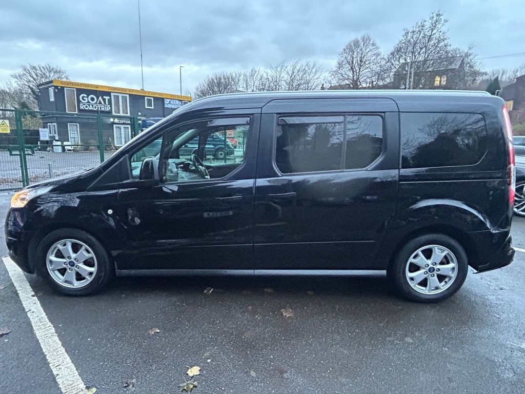 Used Ford Grand Tourneo Connect 2018 for sale - 76841656: Photo 9