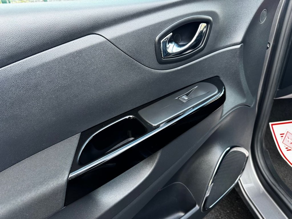 Used Renault Captur 2017 for sale - 76867771: Photo 13