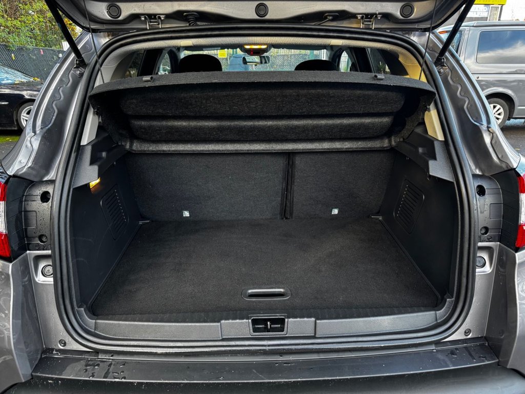 Used Renault Captur 2017 for sale - 76867771: Photo 20