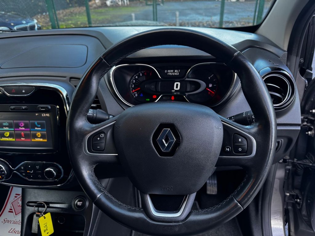 Used Renault Captur 2017 for sale - 76867771: Photo 32