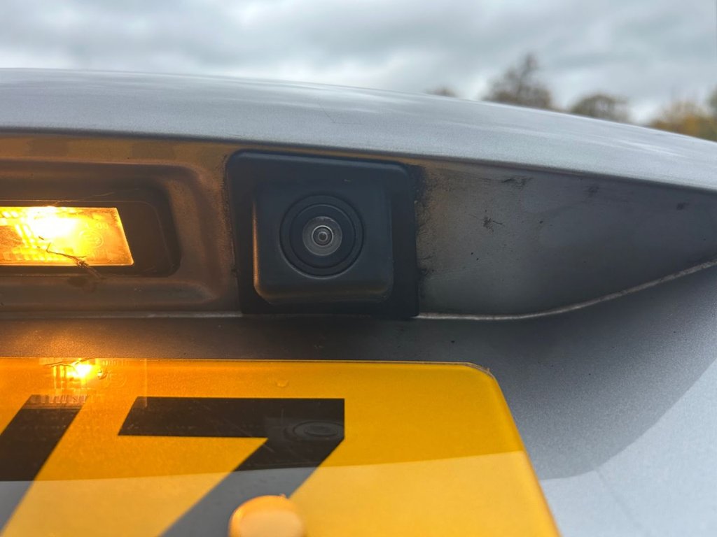 Used Peugeot 208 2019 for sale - 76470372: Photo 8