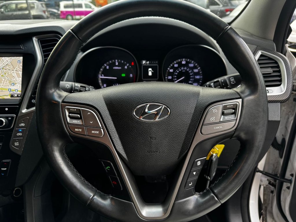 Used Hyundai Santa Fe 2017 for sale - 76509567: Photo 36