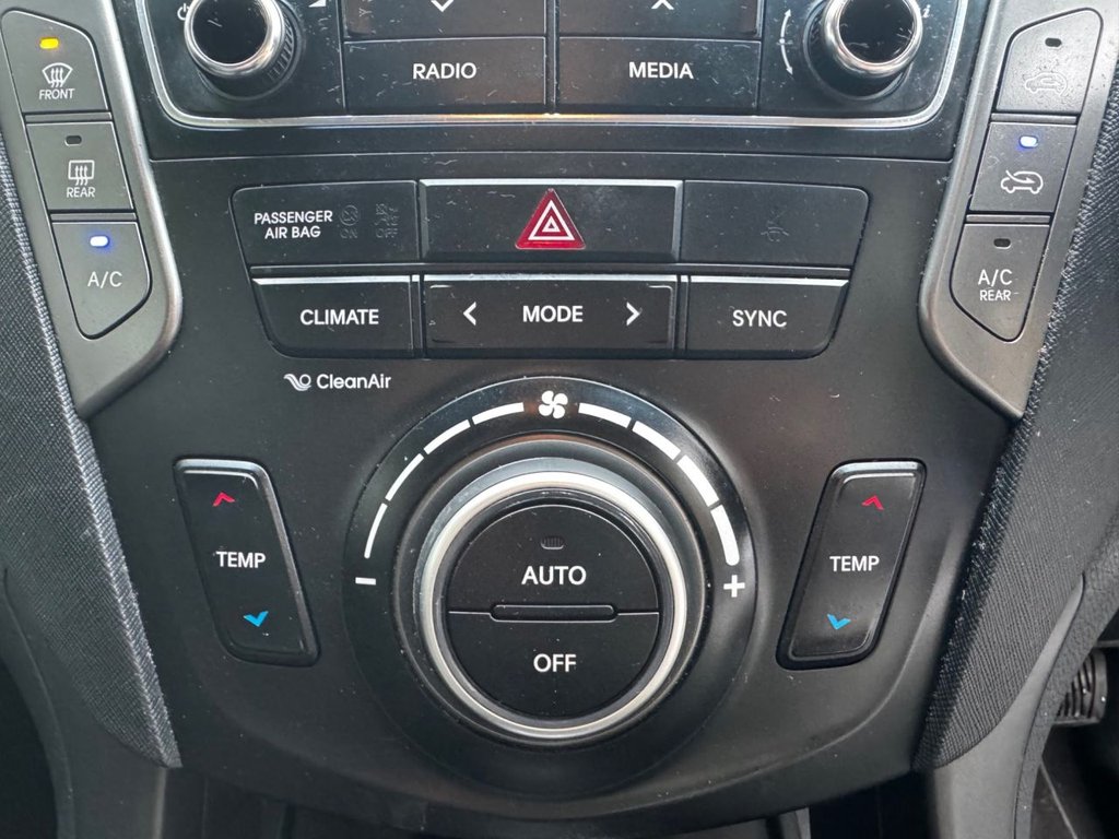 Used Hyundai Santa Fe 2017 for sale - 76509567: Photo 40