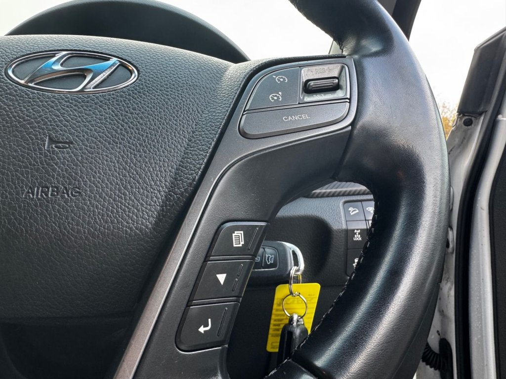 Used Hyundai Santa Fe 2017 for sale - 76509567: Photo 45