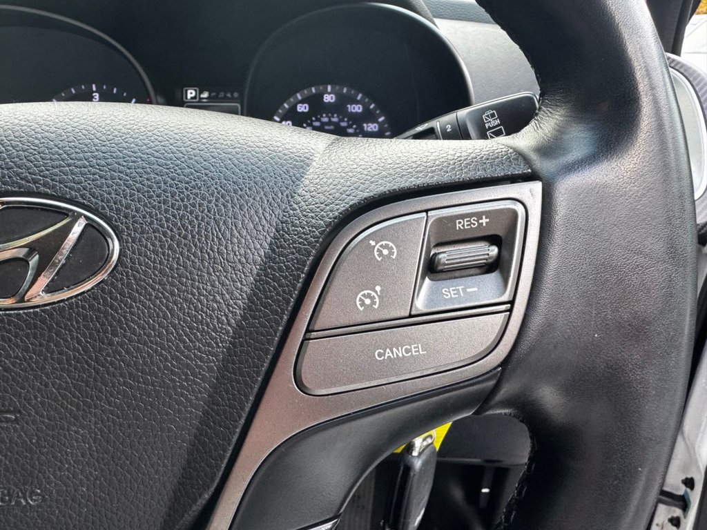 Used Hyundai Santa Fe 2017 for sale - 76509567: Photo 46