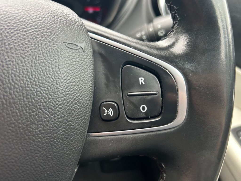 Used Renault Captur 2020 for sale - 76210427: Photo 39