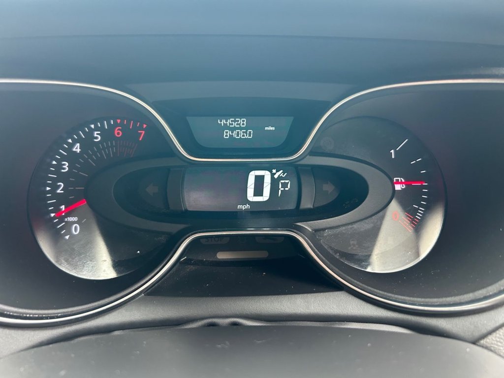 Used Renault Captur 2020 for sale - 76210427: Photo 43