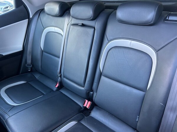 Used Kia Ceed 2017 for sale - 76185732: Photo 27