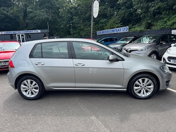 Used Volkswagen Golf 2013 for sale - 75335576: Photo
