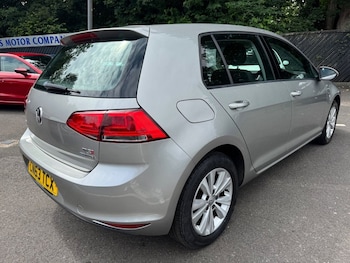 Used Volkswagen Golf 2013 for sale - 75335576: Photo