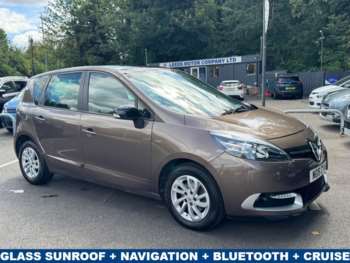 2016 (16) - 1.5 dCi Limited Nav 5dr