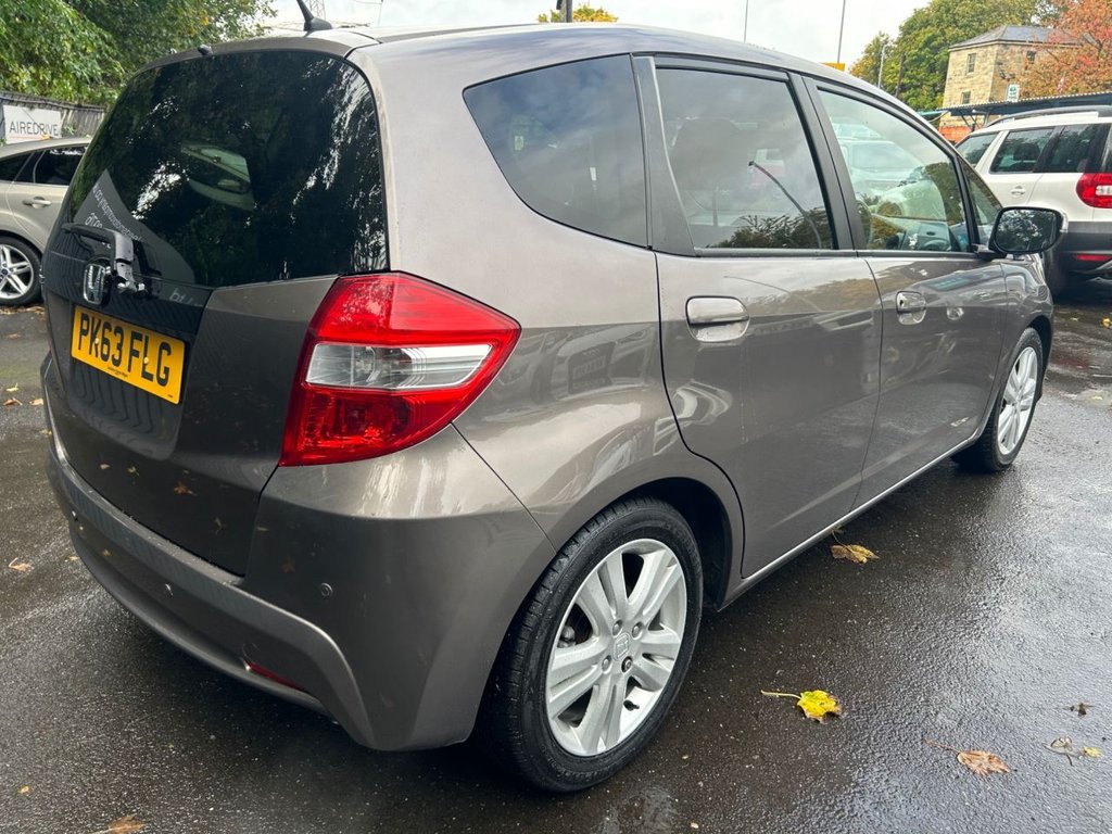 Used Honda Jazz 2013 for sale - 76303807: Photo 3