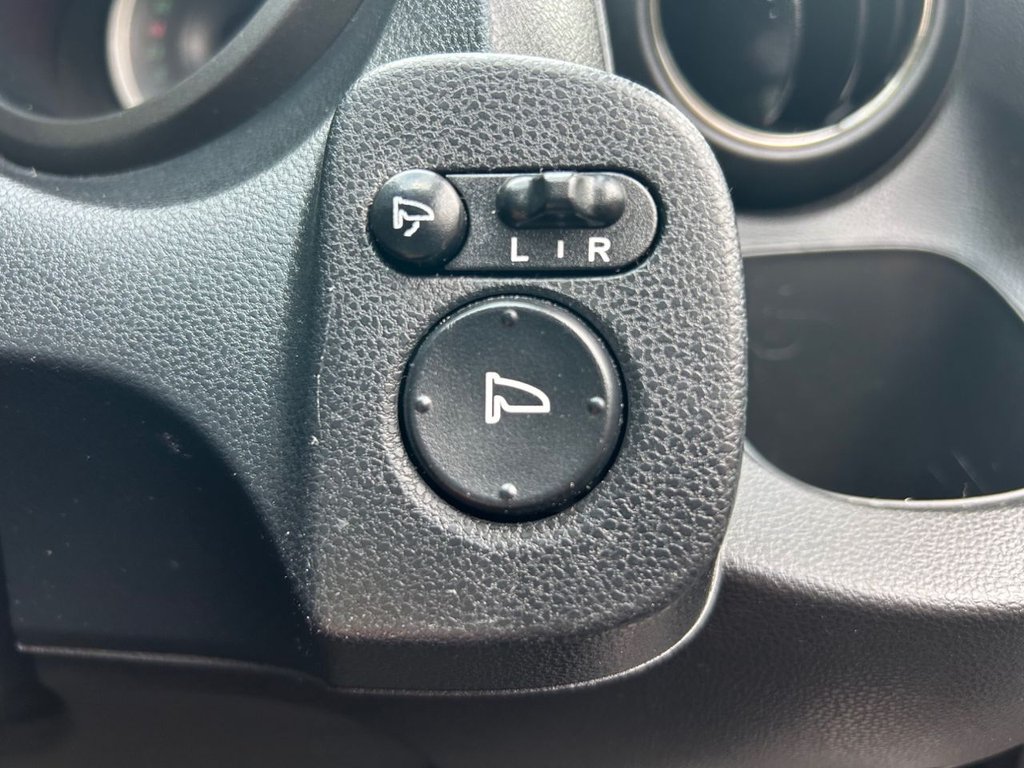 Used Honda Jazz 2013 for sale - 76303807: Photo 30