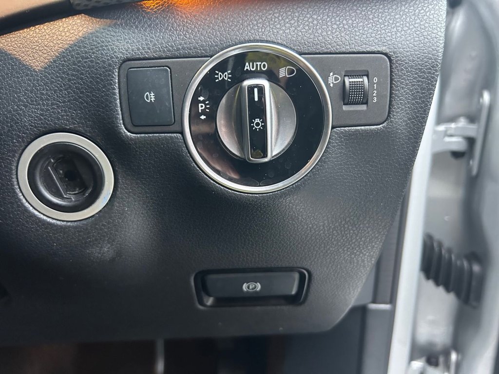 Used Mercedes-Benz B Class 2017 for sale - 76768009: Photo 30