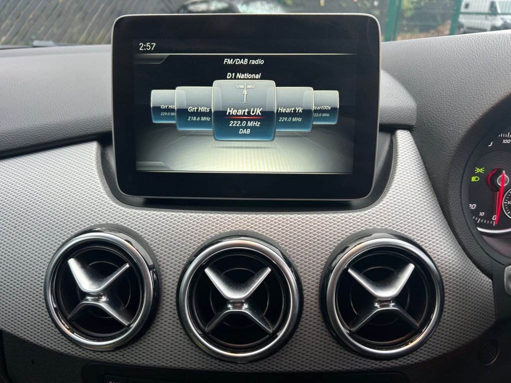 Used Mercedes-Benz B Class 2017 for sale - 76768009: Photo 38