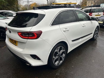 Used Kia Ceed 2019 for sale - 76547203: Photo