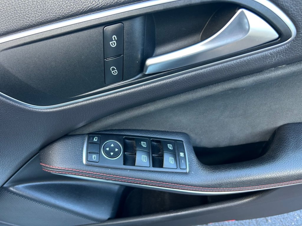 Used Mercedes-Benz A-Class 2015 for sale - 76685861: Photo 28