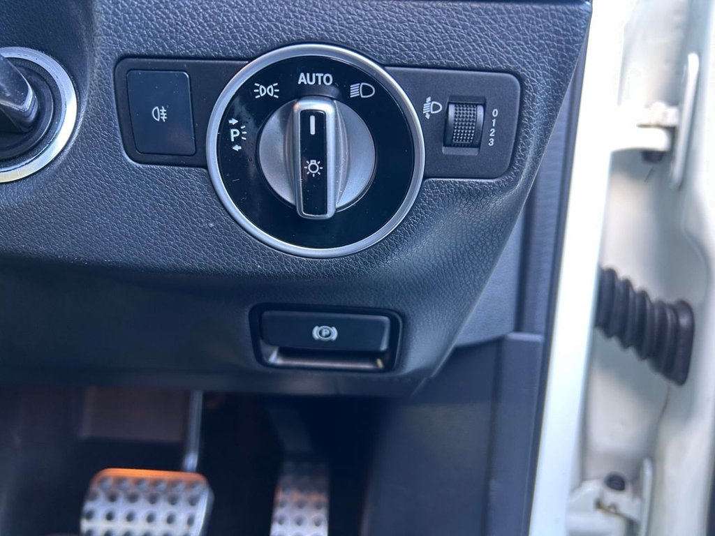 Used Mercedes-Benz A-Class 2015 for sale - 76685861: Photo 29