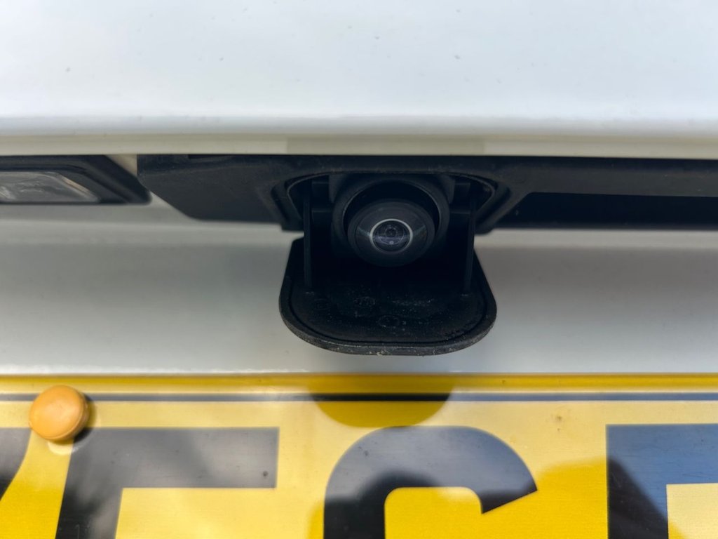 Used Mercedes-Benz A-Class 2015 for sale - 76685861: Photo 6