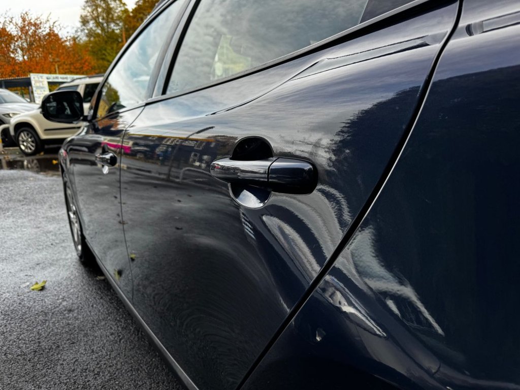 Used Volvo V40 2015 for sale - 76654815: Photo 10