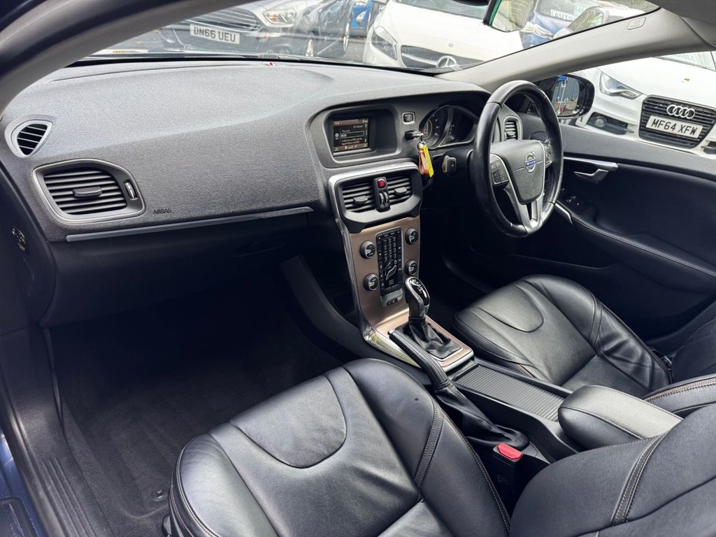 Used Volvo V40 2015 for sale - 76654815: Photo 22