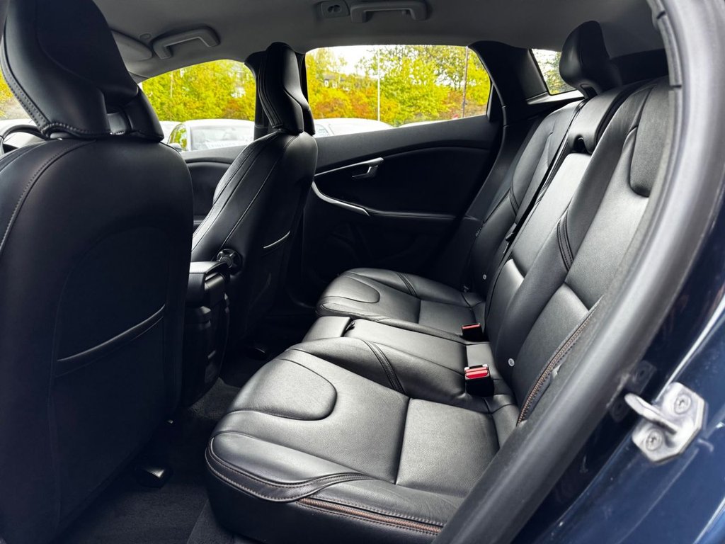 Used Volvo V40 2015 for sale - 76654815: Photo 24