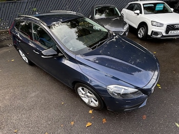 Used Volvo V40 2015 for sale - 76654815: Photo