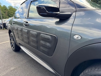 Used Citroen C4 Cactus 2017 for sale - 75320495: Photo