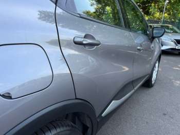 Used Renault Captur 2017 for sale - 74650476: Photo