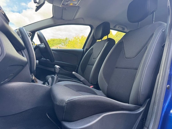 Used Renault Clio 2018 for sale - 75653858: Photo 11