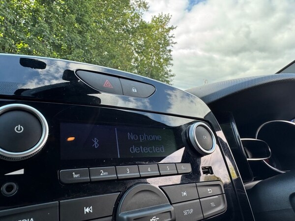 Used Renault Clio 2018 for sale - 75653858: Photo 32