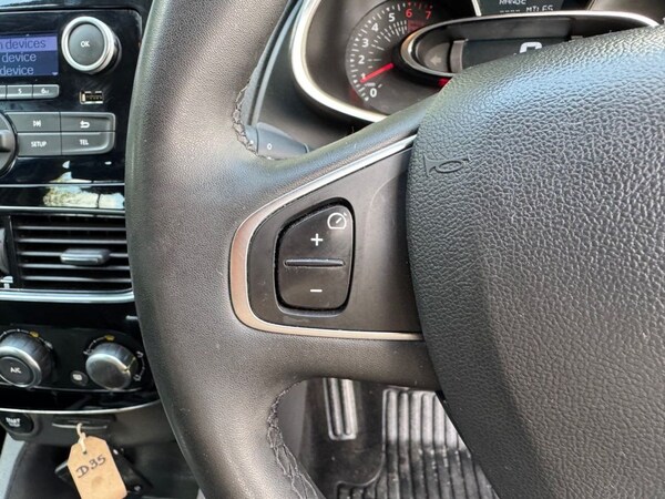 Used Renault Clio 2018 for sale - 75653858: Photo 34