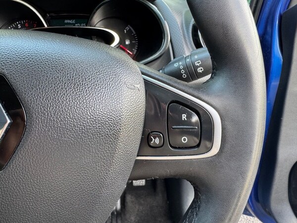 Used Renault Clio 2018 for sale - 75653858: Photo 35