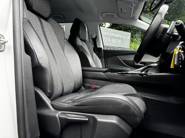 Used Peugeot 5008 2019 for sale - 76163132: Photo 29